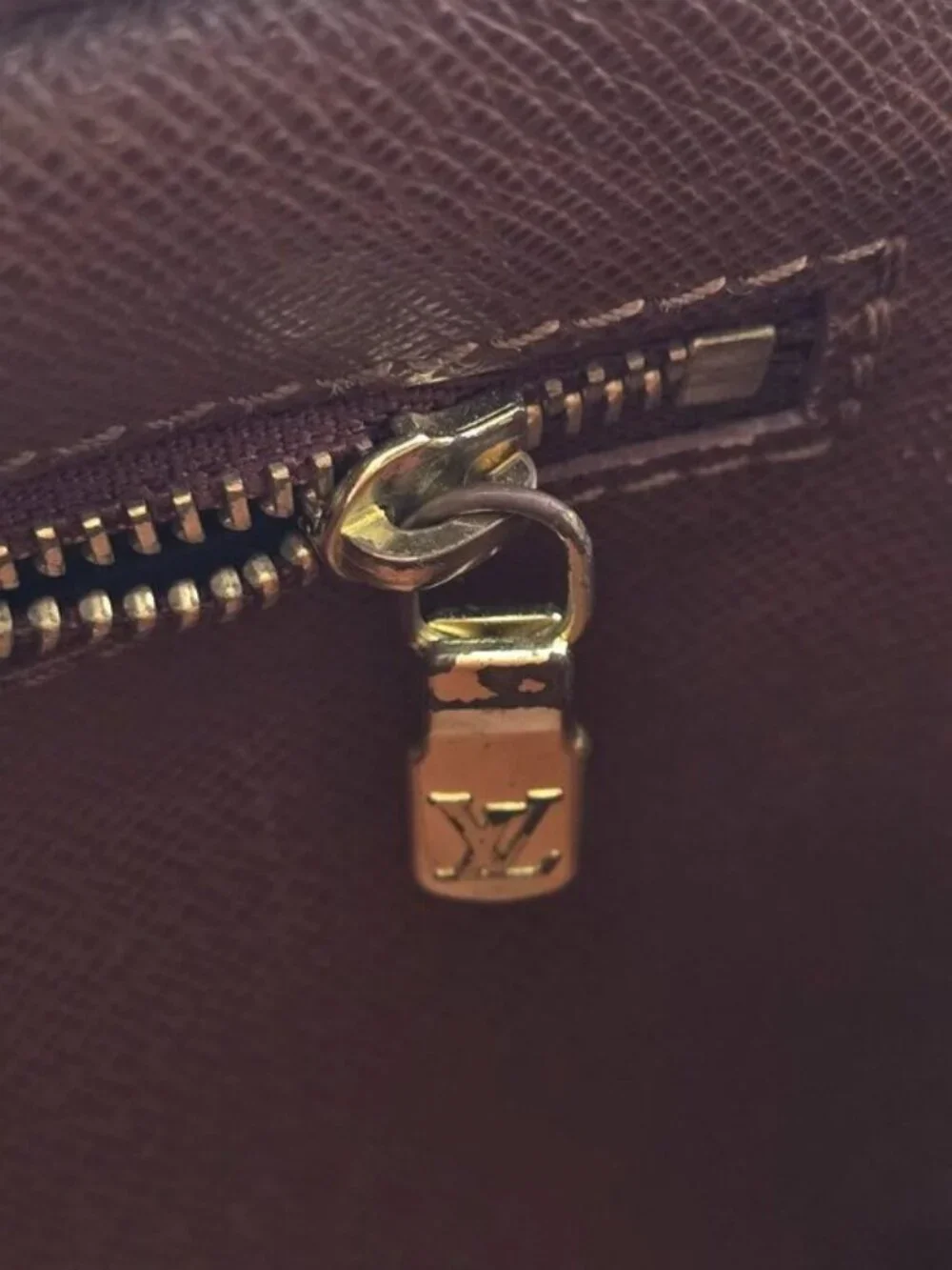 Louis Vuitton classic louis